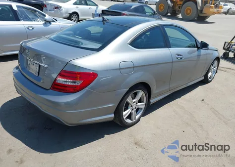 2012 Mercedes-Benz C 250 from USA, damaged, VIN WDDGJ4HB1CF852051